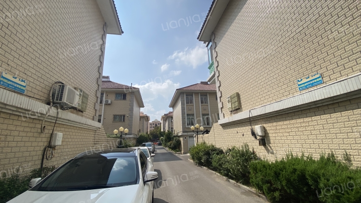 天成小区外景图