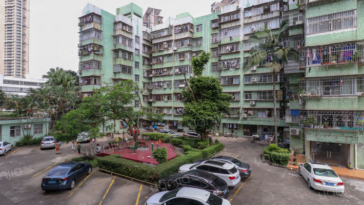 石花公寓外景图