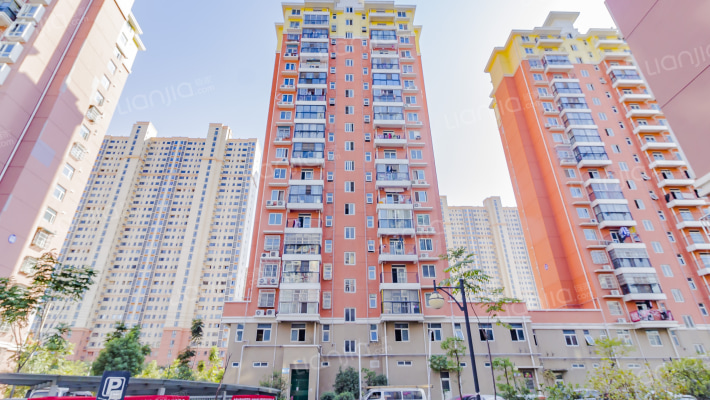 富强万象新城外景图