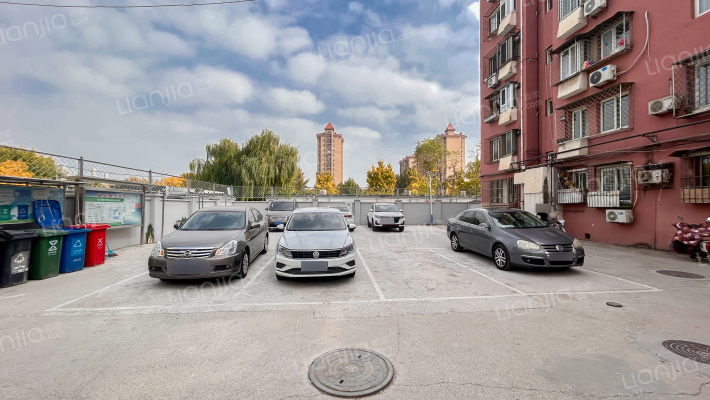 良乡中路24号院外景图