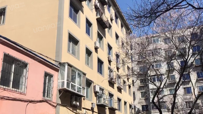 国工一街外景图