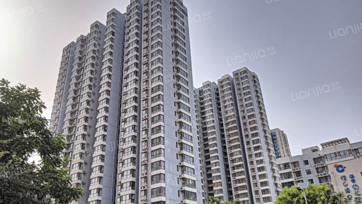 绿家小区外景图