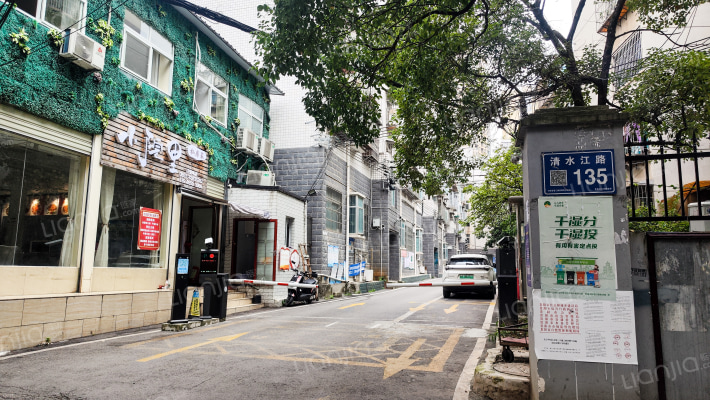 小河清水江路三00医院宿舍外景图