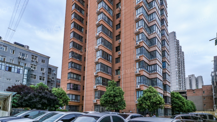 芷园小区外景图