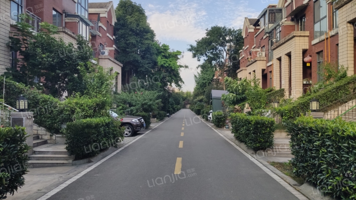 悦水蓝山外景图