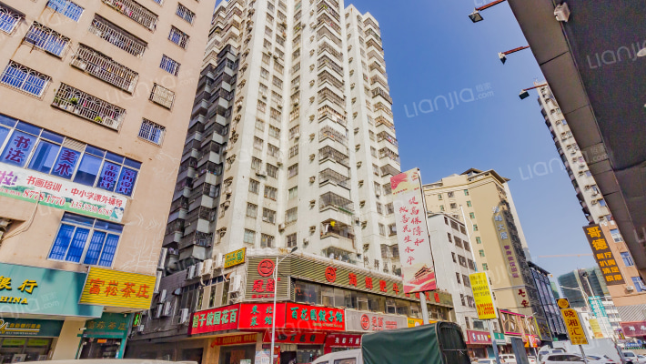 启辉花园外景图