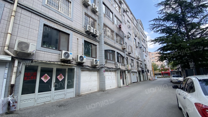 新秀花园外景图