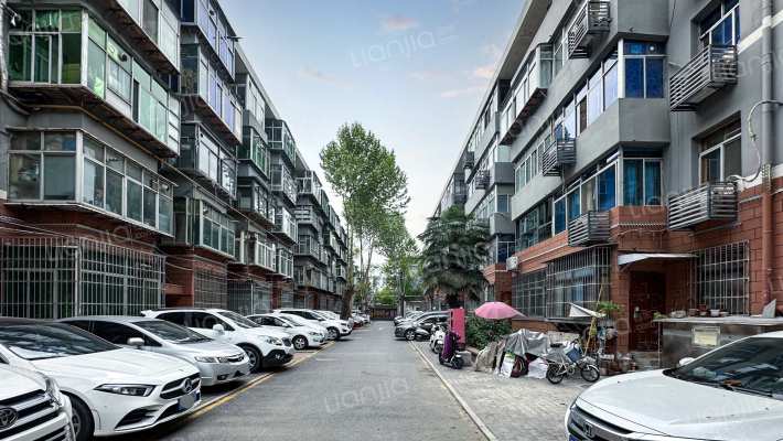 信义巷55号院外景图