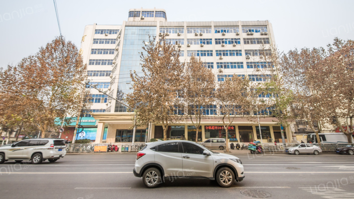 河南省储备物资管理局家属院外景图