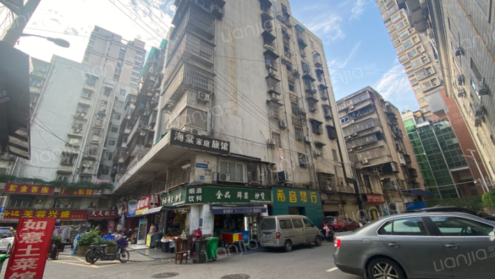 新运公寓外景图