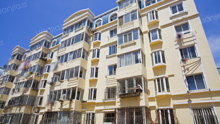 海苑花园外景图