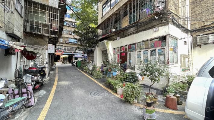 岳英街26号外景图