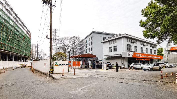 秋望悦居外景图