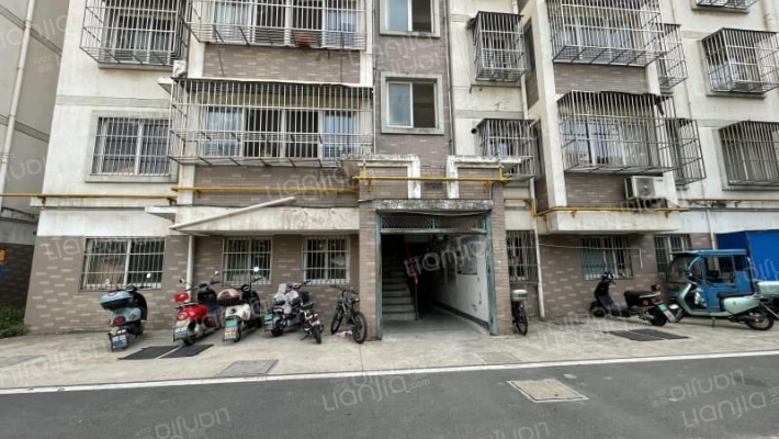 阳光家园东区外景图