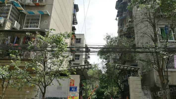 抚琴西南街45号外景图