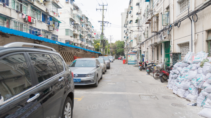 梅林小区外景图