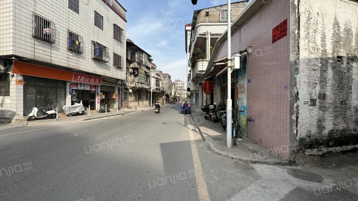 世居安宅外景图