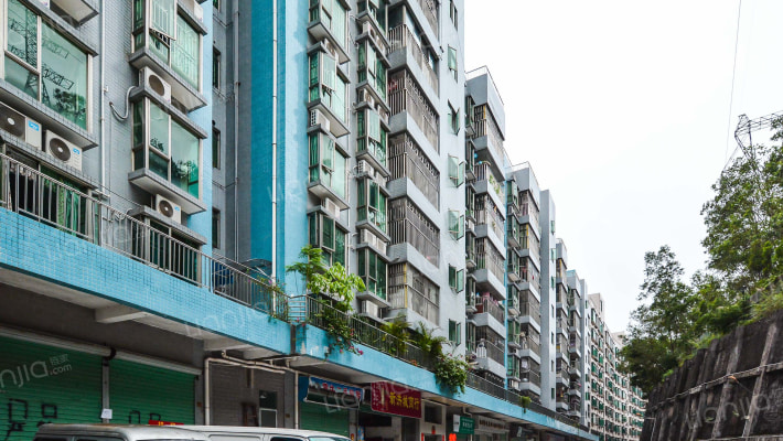 武警新花园外景图