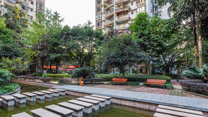 南桥静月外景图