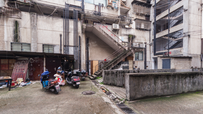 交通银行宿舍外景图