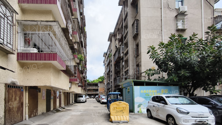 福建省立医院宿舍外景图