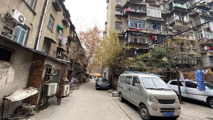 熊家台商储宿舍外景图