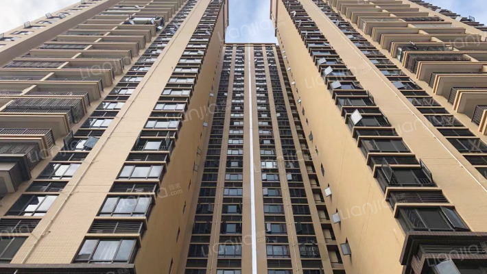 奥园观湖尚居外景图