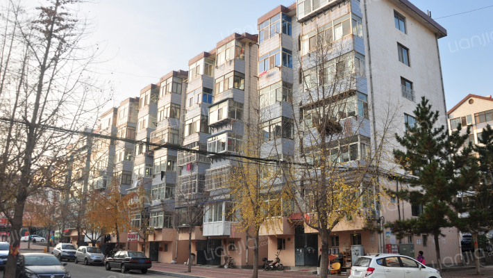 天成东巷外景图