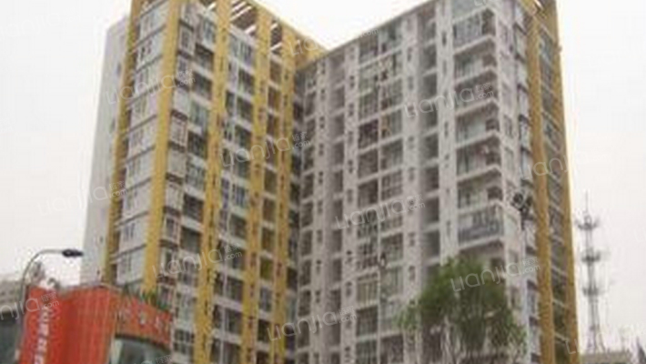 金色极地外景图