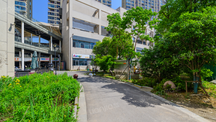 启迪协信太古城外景图