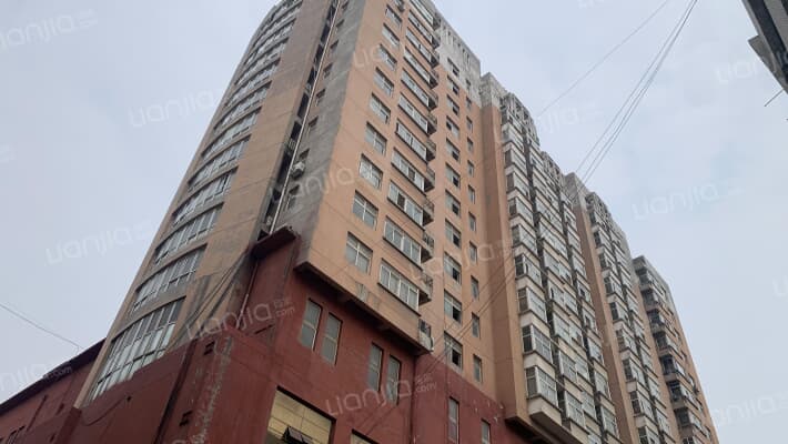 金茂商城外景图