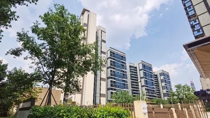 中建映锦江外景图