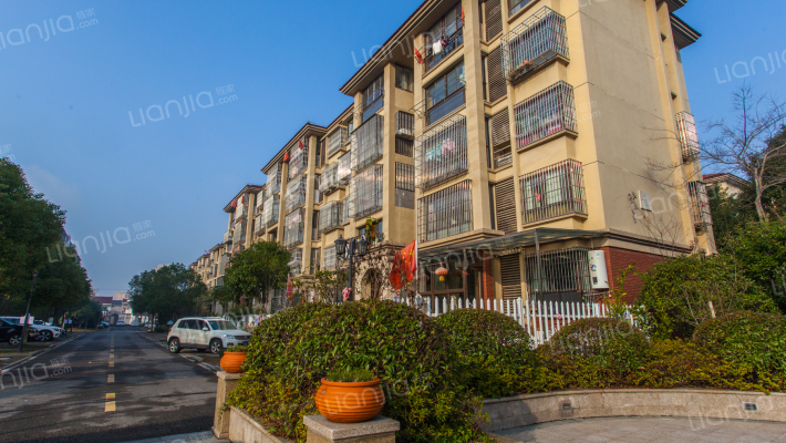 望景华庭外景图