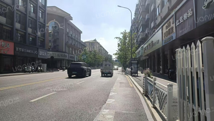 锦城镇广场路7号外景图