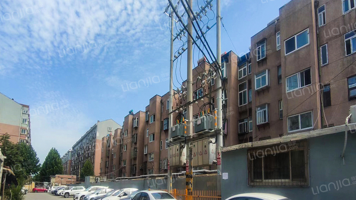 考格尔宿舍外景图