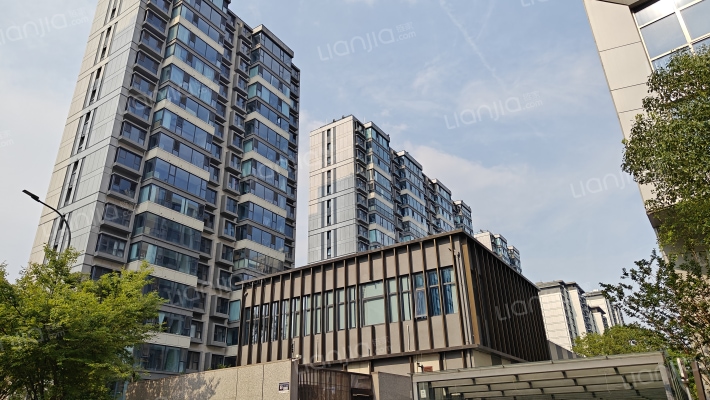 龙湾上府外景图