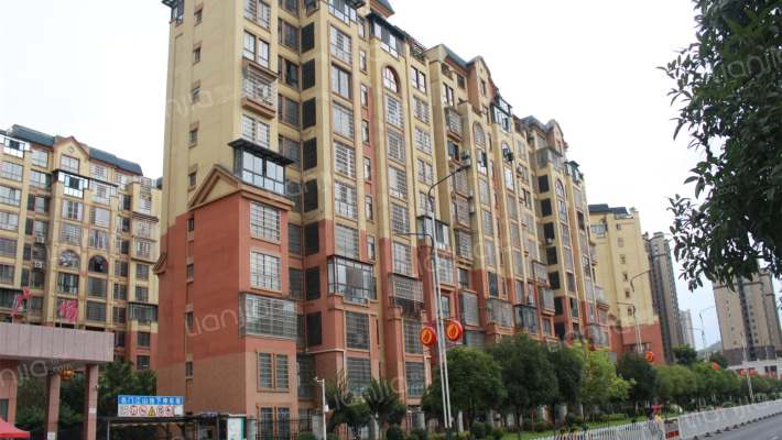 名门江山小区外景图