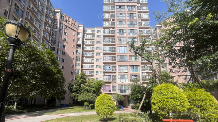 蜀镇观澜湖外景图