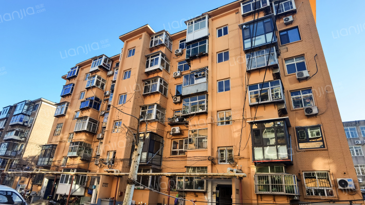 铁41宿舍外景图