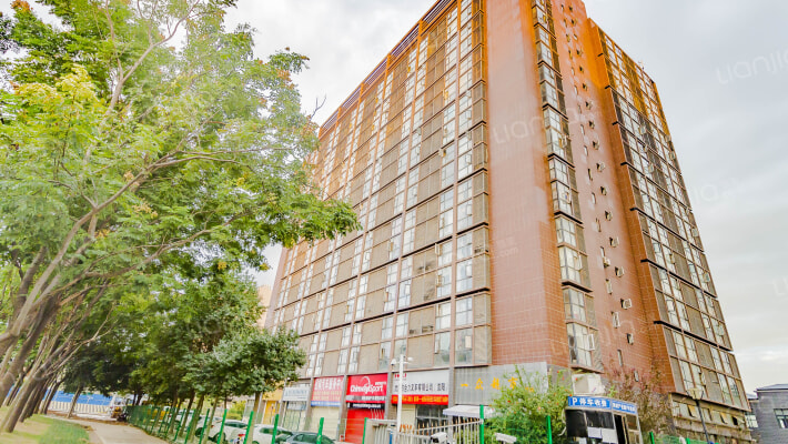 枫景国际公寓外景图