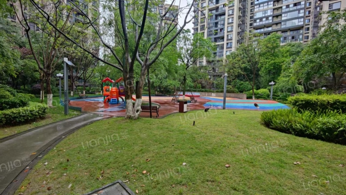 万科第五城四期外景图