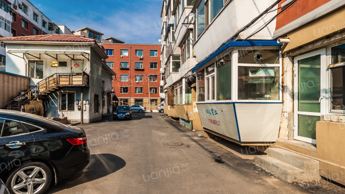 吉林储备局家属楼外景图