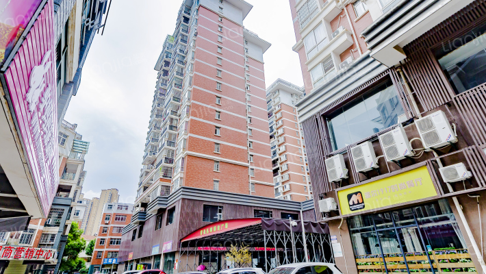 湖滨花园外景图