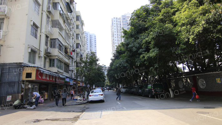 育兰小区外景图