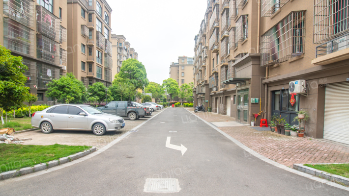 景山一号外景图