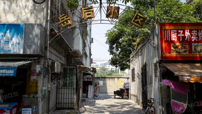 岳后小区外景图