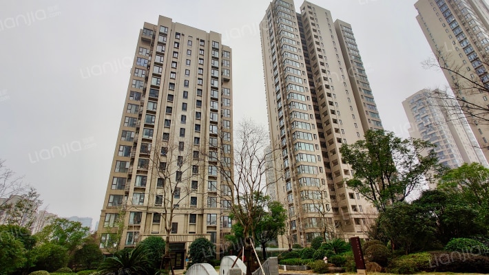 雍荣华庭东区外景图