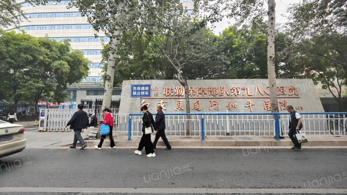 胜利北街223号院外景图