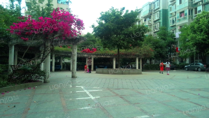 恋日家园H区外景图