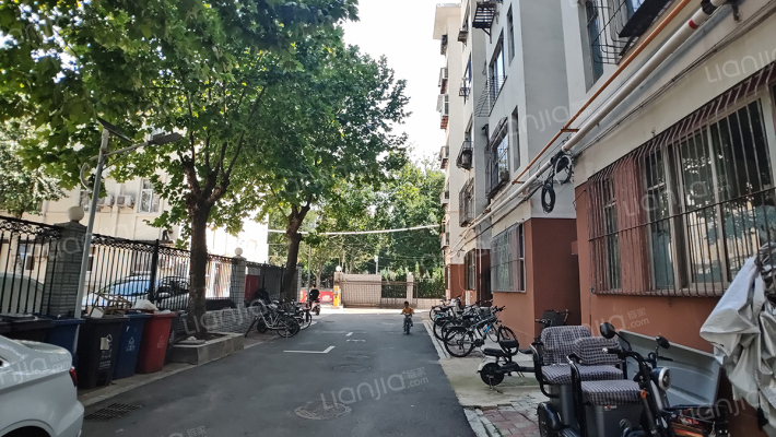 河北建勘院有限公司宿舍外景图